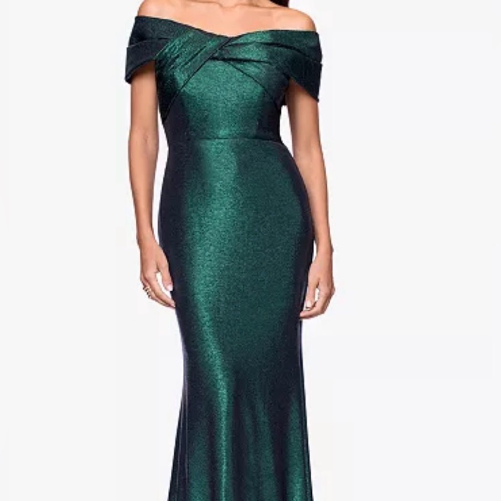 NWT Betsy & Adam Women's Long Off-The-Shoulder Gown - Picture 3 of 8
